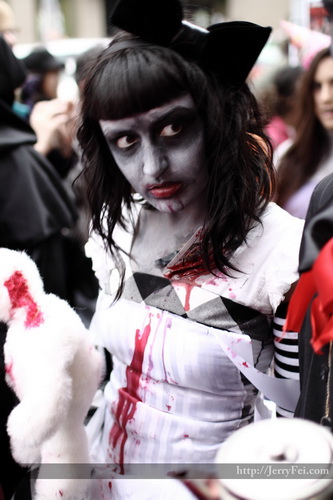 Toronto Zombie Walk 2011 photos