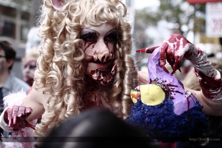 Toronto Zombie Walk 2011 photos
