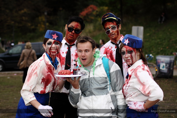 Toronto Zombie Walk 2011 photos