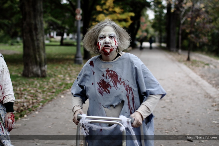 Toronto Zombie Walk 2011 photos