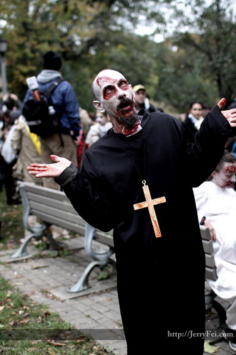Toronto Zombie Walk 2011 photos