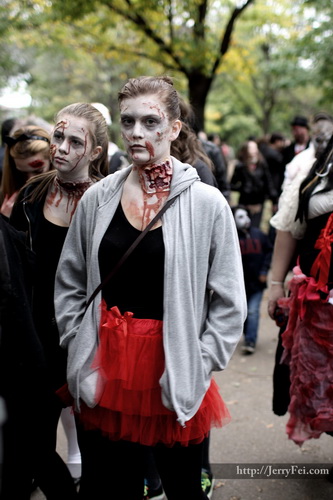 Toronto Zombie Walk 2011 photos