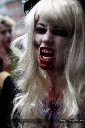 Toronto Zombie Walk 2011 photos